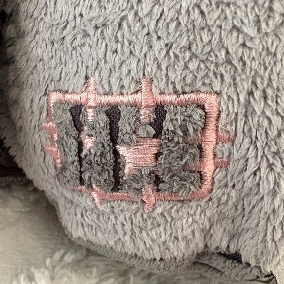 SCENTSY BUDDY Ollie The Gray Elephant Plush 2010 Stuffed Animal Retired 15” - Picture 3 of 8